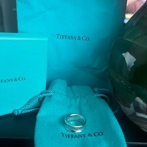 Tiffany 1997 retired ® sterling Silver Ring SZ 6
